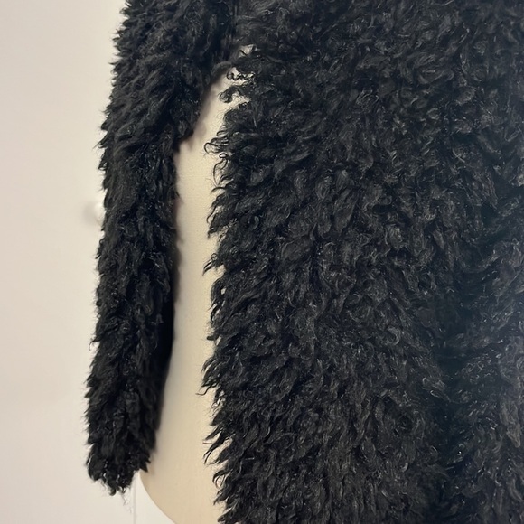 UGG fur jacket - Picture 9 of 17